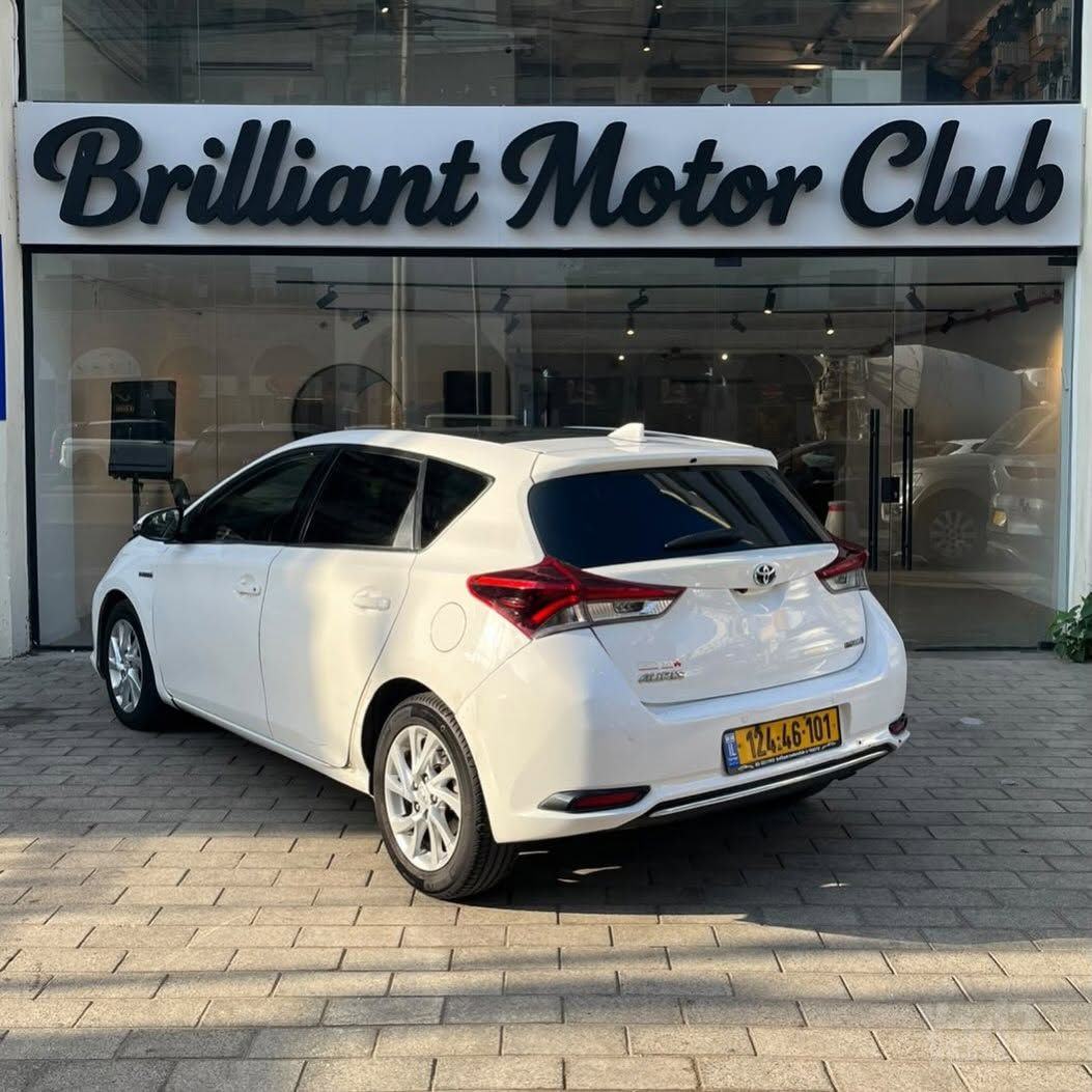 Toyota Auris 2018 – 4
