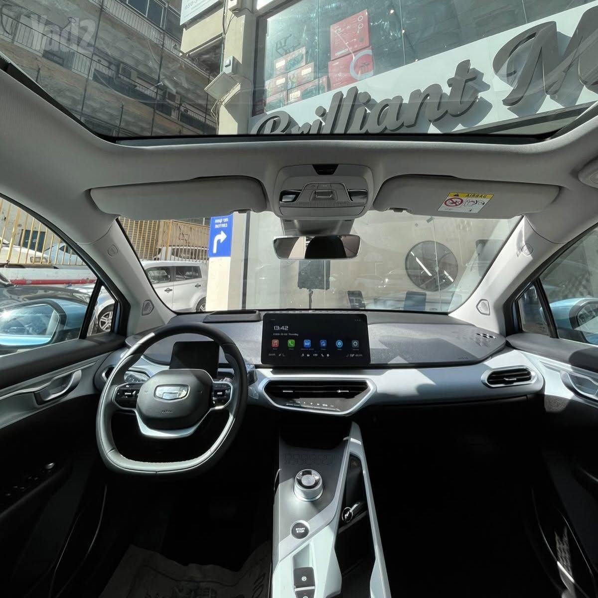 Geely Geometry C 2023 – 5